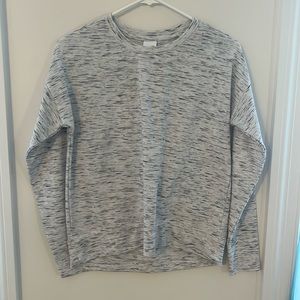 AVIA black and white long sleeve shirt